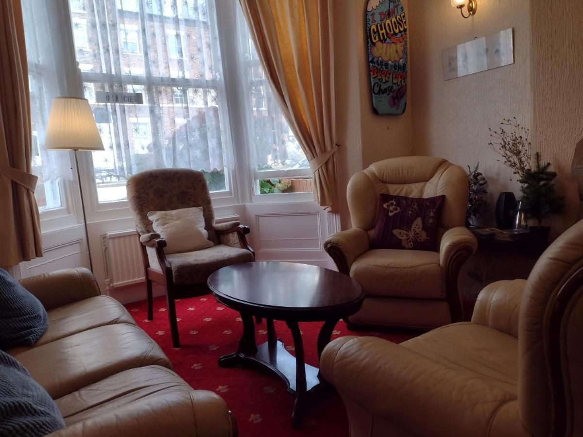 The Arran Hotel Scarborough Bagian luar foto