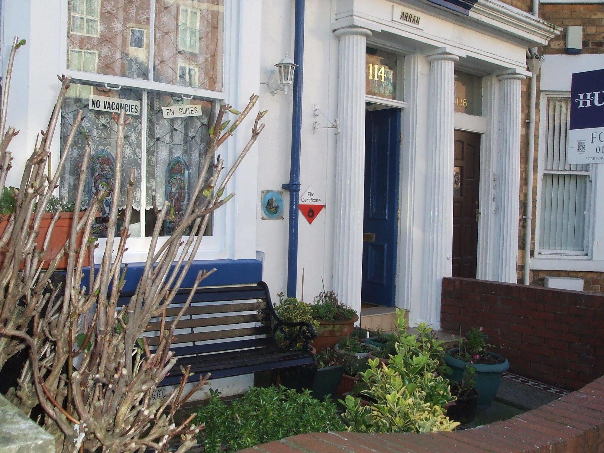The Arran Hotel Scarborough Bagian luar foto