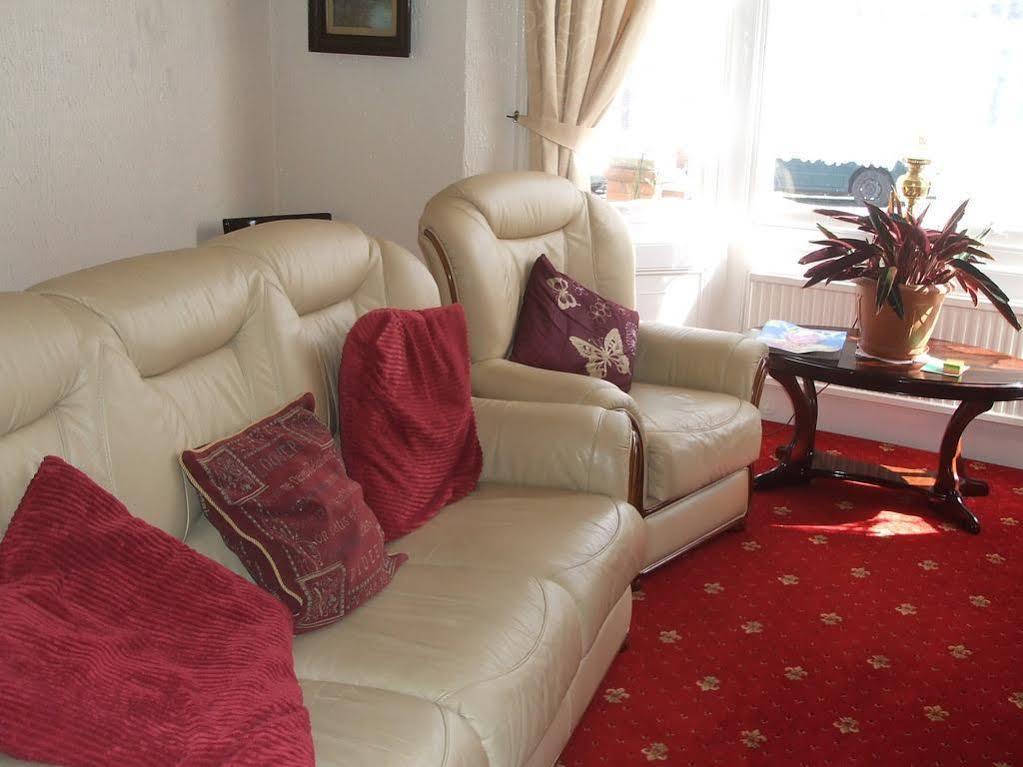 The Arran Hotel Scarborough Bagian luar foto